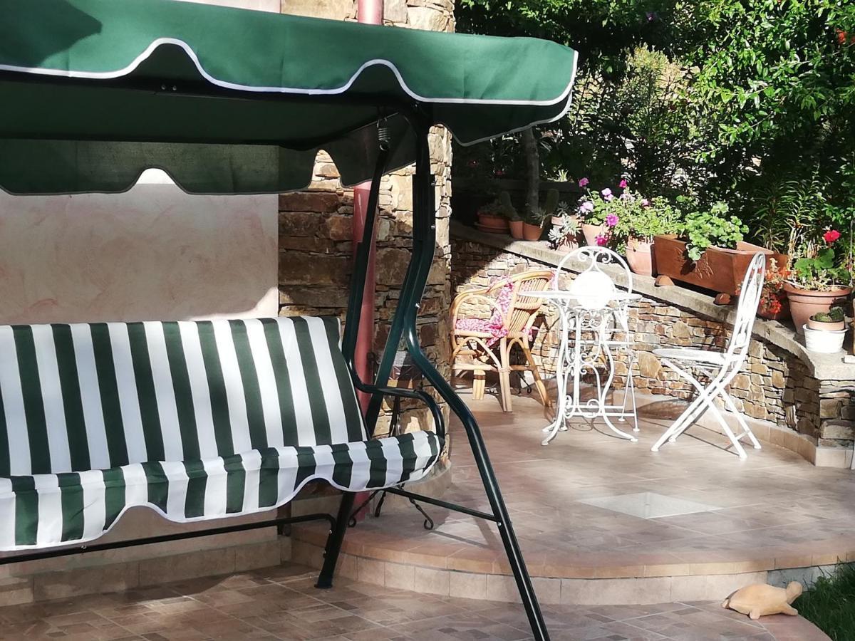 Agrifoglio B&B Con Giardino Aritzo Exterior foto